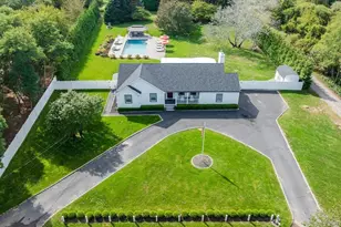 525 Rocky Point Rd, East Marion, NY 11939 - Photo 5