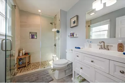 525 Rocky Point Road, East Marion, NY 11939 - Photo 17