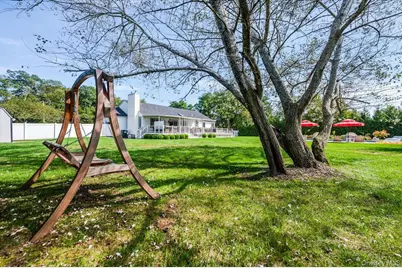 525 Rocky Point Road, East Marion, NY 11939 - Photo 41