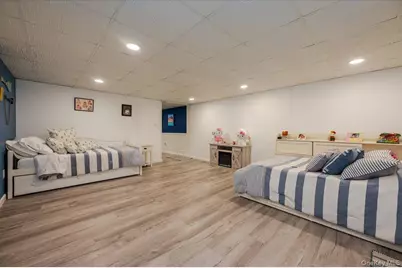 525 Rocky Point Road, East Marion, NY 11939 - Photo 23