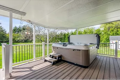 525 Rocky Point Road, East Marion, NY 11939 - Photo 27