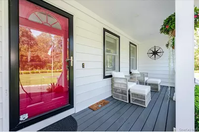 525 Rocky Point Road, East Marion, NY 11939 - Photo 9