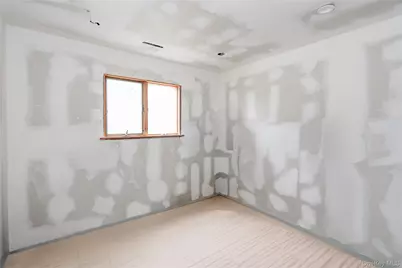 38 Milland Drive, Northport, NY 11768 - Photo 15