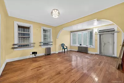 10743 128th Street, Richmond Hill, NY 11419 - Photo 3