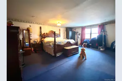 3070 Lowell Avenue, Wantagh, NY 11793 - Photo 7