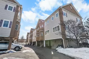 330 Maple Ave, Westbury, NY 11590 - Photo 19