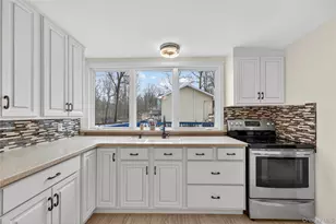 38 N 1st St, Cortlandt Manor, NY 10567 - Photo 11