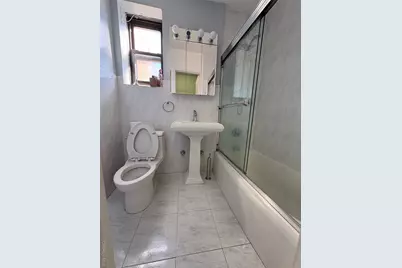 22424 Union Turnpike #4A, Oakland Gardens, NY 11364 - Photo 5