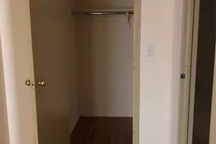 12 Brooklyn Ave, Valley Stream, NY 11581 - Photo 7