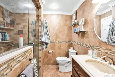 362 Easton Street, Ronkonkoma, NY 11779 - Photo 17