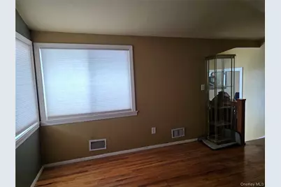 25 Fuller Street, Dix Hills, NY 11746 - Photo 15