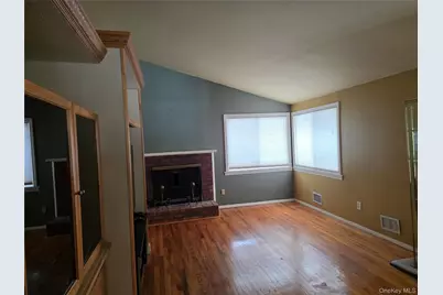 25 Fuller Street, Dix Hills, NY 11746 - Photo 15