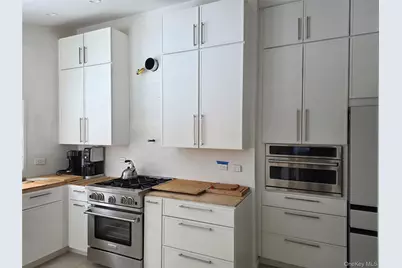 25 Fuller Street, Dix Hills, NY 11746 - Photo 7