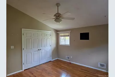 25 Fuller Street, Dix Hills, NY 11746 - Photo 19