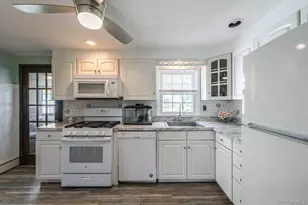 12 Dwyer Ln, Wappingers Falls, NY 12590 - Photo 9