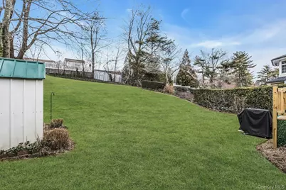 17 Meadowfield, Glen Cove, NY 11542 - Photo 27