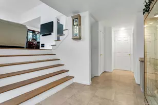 17 Meadowfield, Glen Cove, NY 11542 - Photo 5