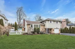 17 Meadowfield, Glen Cove, NY 11542 - Photo 3