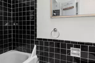 68-10 60th Dr, Maspeth, NY 11378 - Photo 13