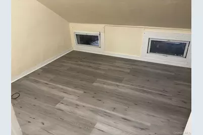 204 Ann Street, Newburgh, NY 12550 - Photo 15