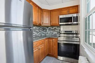 320 Simpson Pl, Peekskill, NY 10566 - Photo 9