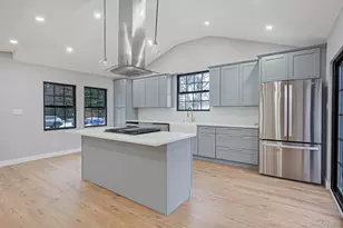 200 Evans Ave, Freeport, NY 11520 - Photo 9