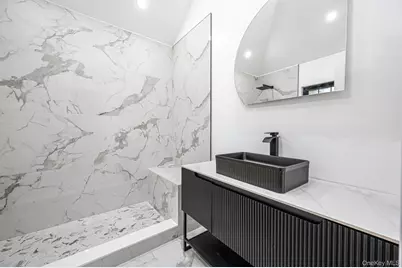 200 Evans Avenue, Freeport, NY 11520 - Photo 21