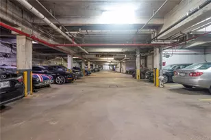 72-10 112th St, Forest Hills, NY 11375 - Photo 15