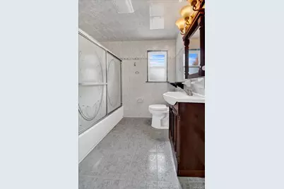 169 Old Mamaroneck Road, White Plains, NY 10605 - Photo 3