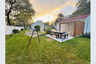 83 Vanderbilt Avenue, West Babylon, NY 11704 - Photo 13