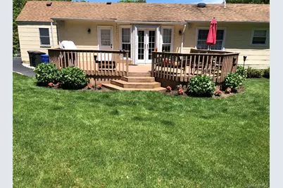 6 Madsen Court, Mount Sinai, NY 11766 - Photo 21