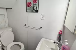 102-17 183rd Pl, Hollis, NY 11423 - Photo 7