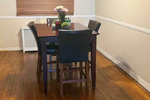 102-17 183rd Pl, Hollis, NY 11423 - Photo 3