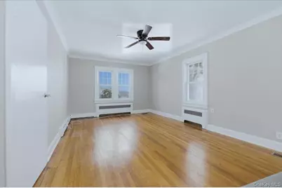 801 Main Street, Farmingdale, NY 11735 - Photo 9