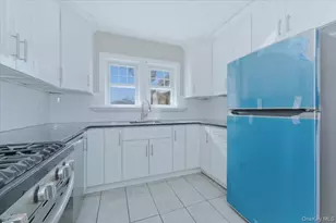 801 Main St, Farmingdale, NY 11735 - Photo 7