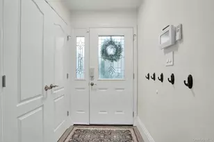 54 Estate Ct, Woodbury, NY 11797 - Photo 3