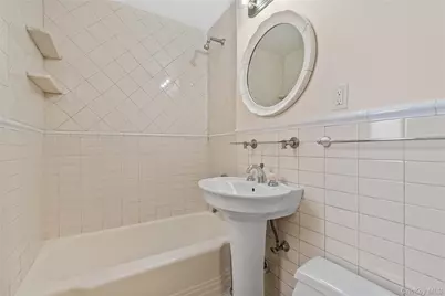 142 Garth Road #4Q, Scarsdale, NY 10583 - Photo 11