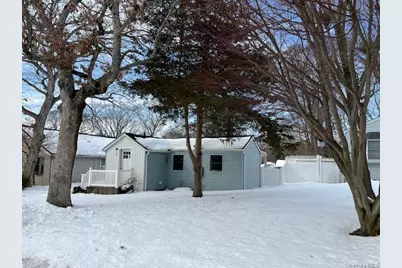 87 Ferndale Avenue, Selden, NY 11784 - Photo 3