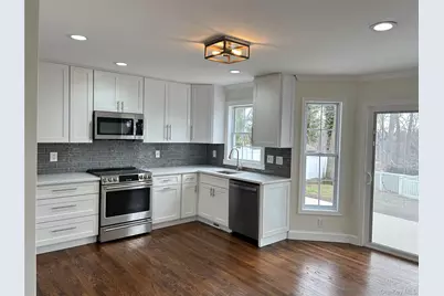 24 North Drive, Centerport, NY 11721 - Photo 5