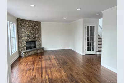 24 North Drive, Centerport, NY 11721 - Photo 3