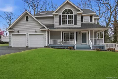 24 North Drive, Centerport, NY 11721 - Photo 1