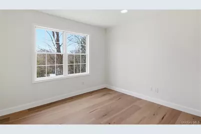 24 North Drive, Centerport, NY 11721 - Photo 23