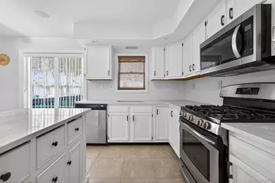 2 Foltim Way, Congers, NY 10920 - Photo 15