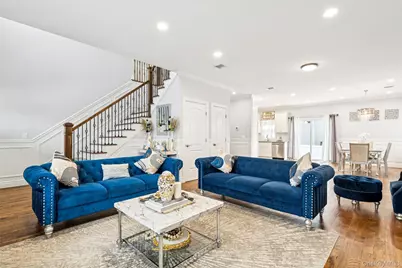 2162 Seamans Neck Road, Seaford, NY 11783 - Photo 5