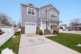 2162 Seamans Nck Rd, Seaford, NY 11783 - Photo 3