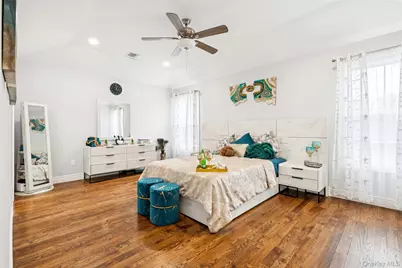 2162 Seamans Neck Road, Seaford, NY 11783 - Photo 15