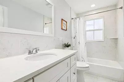 2162 Seamans Neck Road, Seaford, NY 11783 - Photo 19