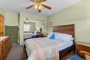 81-05 268th St, New Hyde Park, NY 11040 - Photo 9