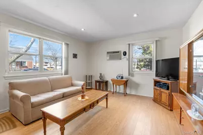 8105 268th Street #228A, Floral Park, NY 11040 - Photo 5