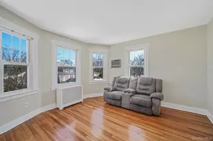 367 Vincent Ave, Lynbrook, NY 11563 - Photo 21